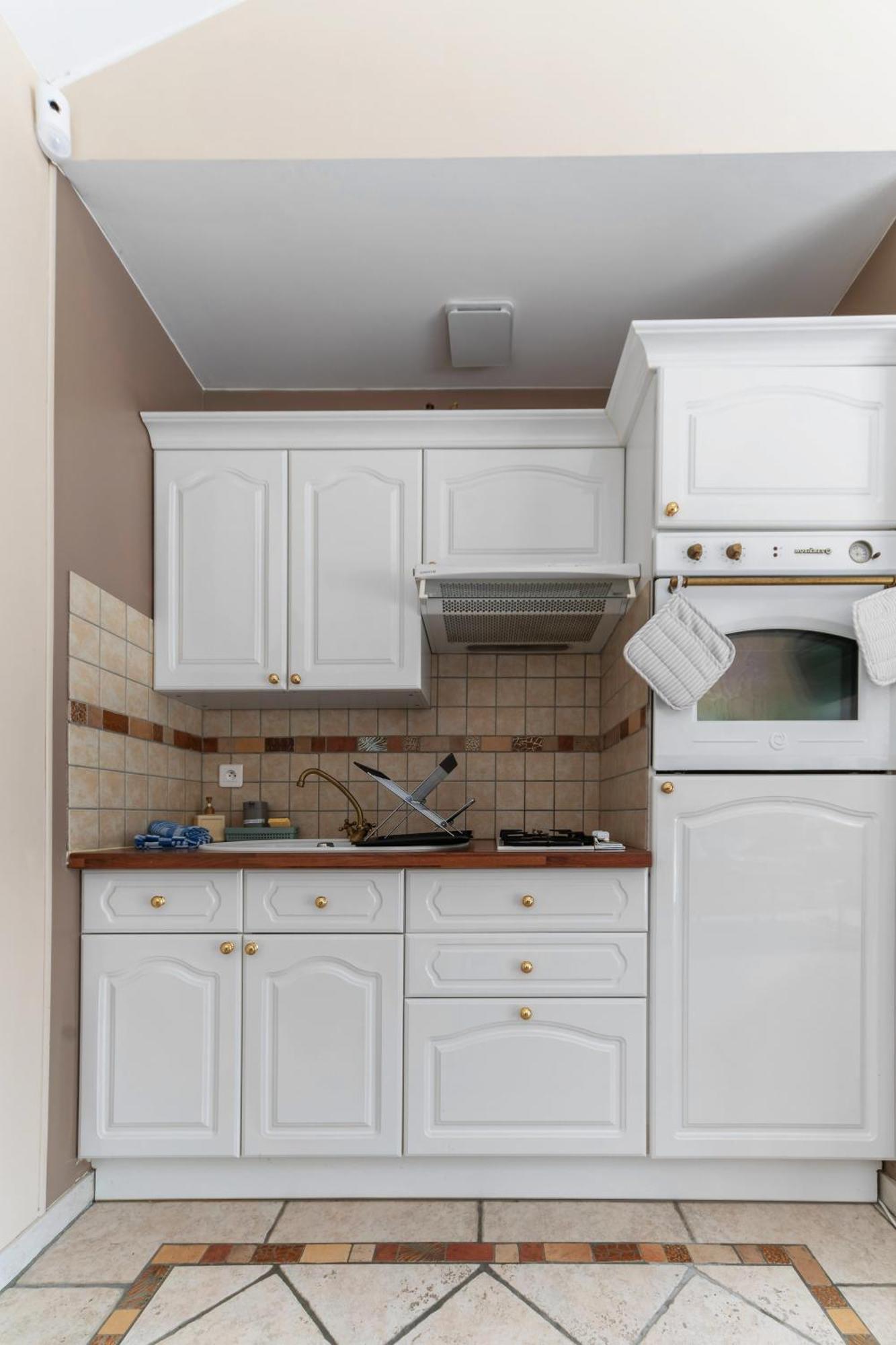 La Petite Maison Gannat Bagian luar foto